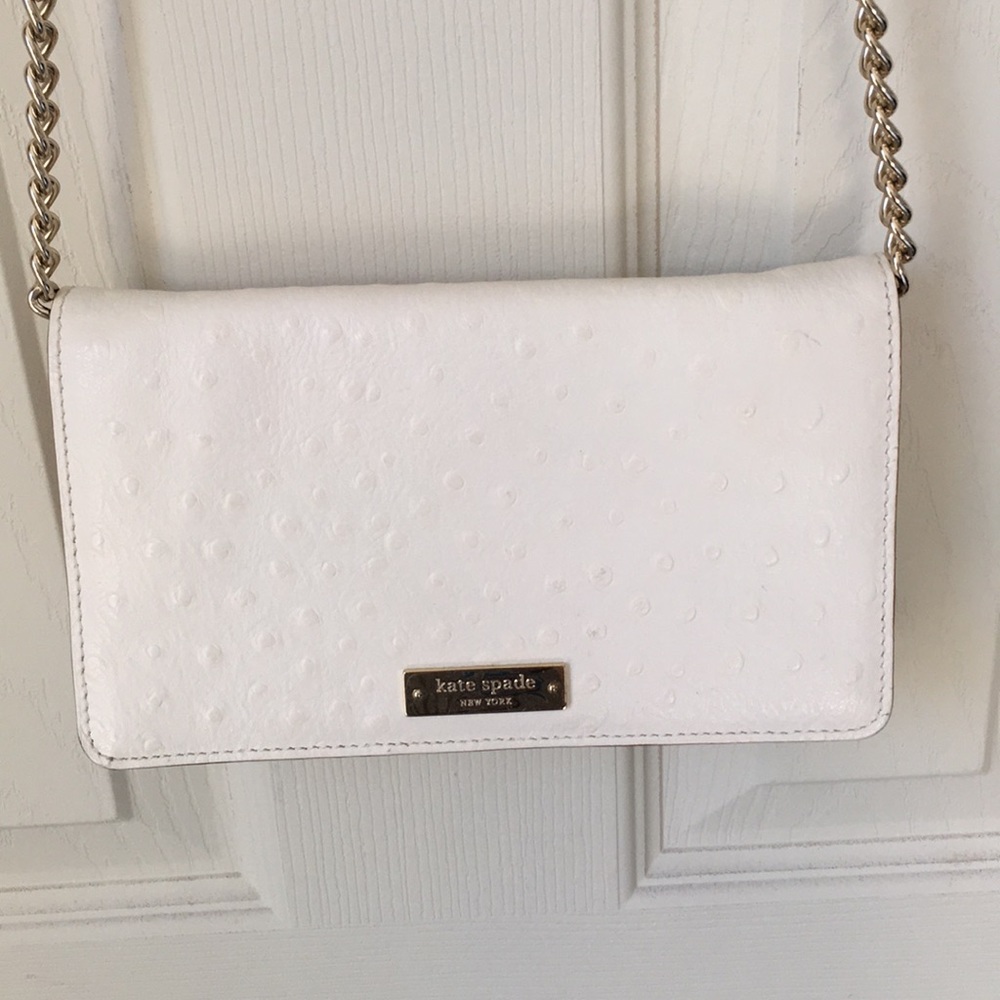 Kate Spade Crossbody Bag. Cream color bag, gold chain